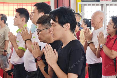 HARI WESAK