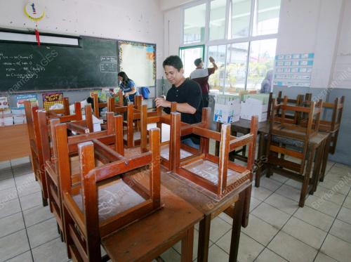 SK03_02012012_SEKOLAH