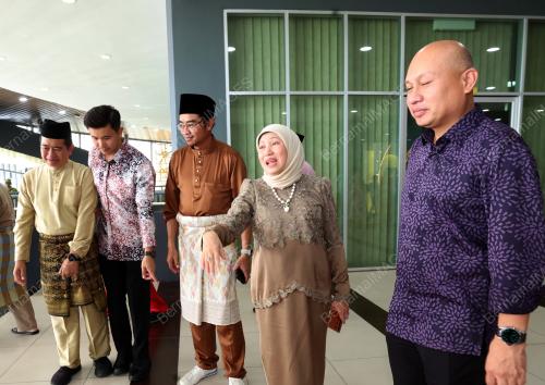 DATUK SERI NANCY SHUKRI