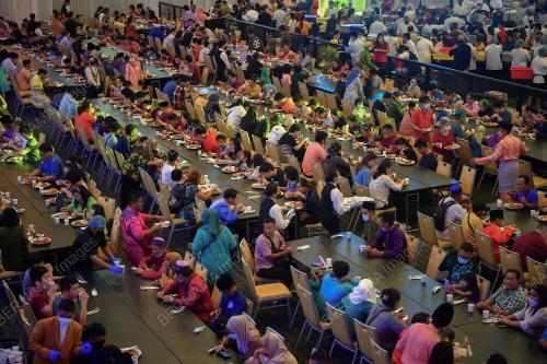 RUMAH TERBUKA AIDILFITRI YANG DI-PERTUA NEGERI SARAWAK
