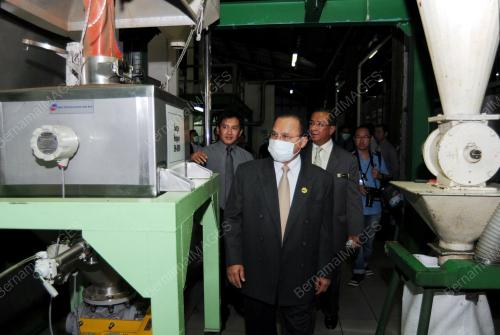 SK03_02082013_NAIK_TARAF