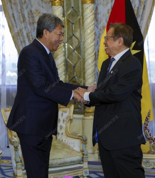 TAN SRI ABANG JOHARI TUN OPENG