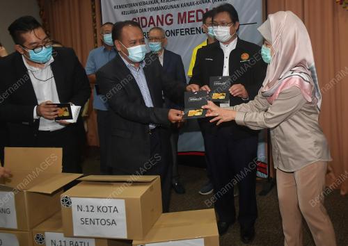 DATUK SERI FATIMAH ABDULLAH