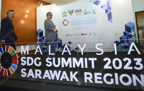 TAN SRI ABANG JOHARI TUN OPENG