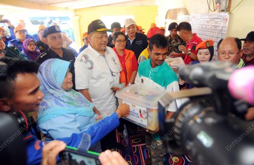 SK03_04012016_SHAHIDAN_BANJIR