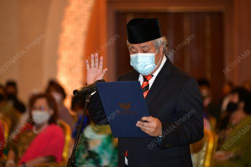 MAJLIS ANGKAT SUMPAH KABINET BAHARU SARAWAK