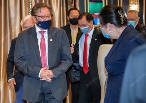 DATUK PATINGGI ABANG JOHARI TUN OPENG