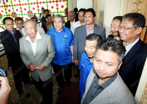 MESYUARAT BN SARAWAK