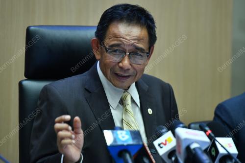 DATUK SERI ABDUL KARIM RAHMAN HAMZAH