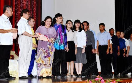 SK03_04082018_YAYASAN_SARAWAK_BN201808034911