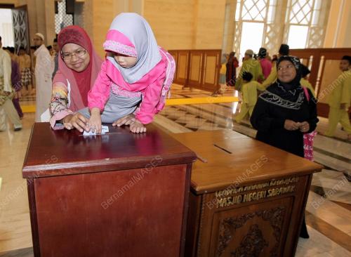 SK03_05102014_SEDEKAH