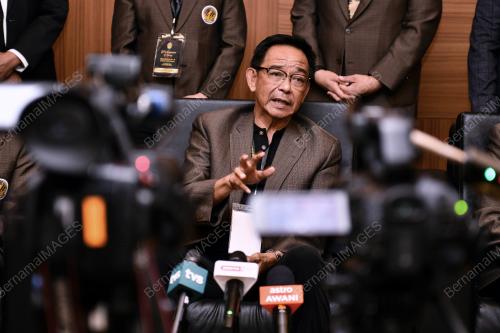 DATUK SERI ABDUL KARIM RAHMAN HAMZAH