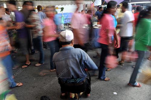 SK03_06082012_SEDEKAH
