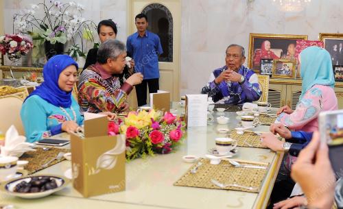 SK03_07082015_KUNJUNGAN_RAYA