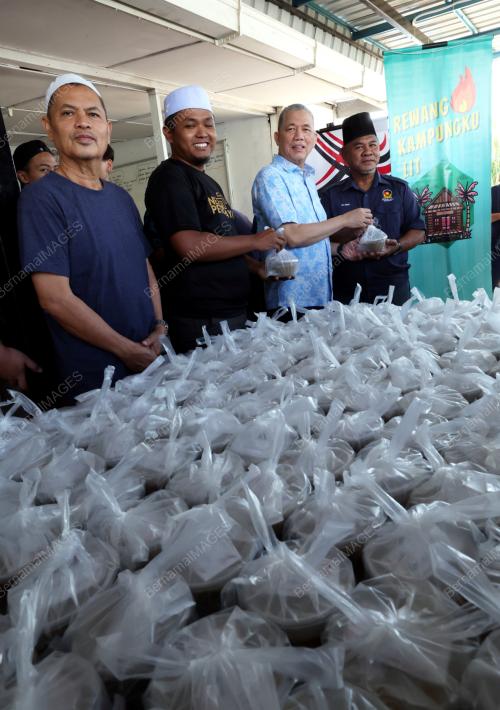 DATUK SERI FADILLAH YUSOF