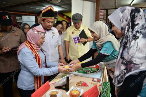DATUK SERI NANCY SHUKRI