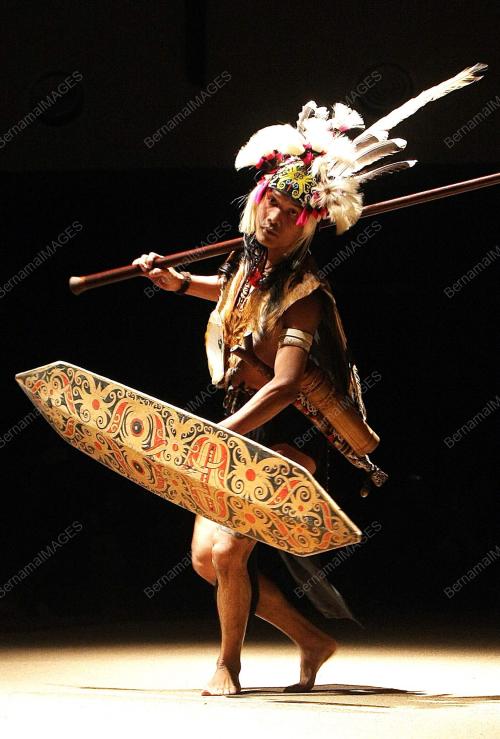 KAMPUNG BUDAYA SARAWAK