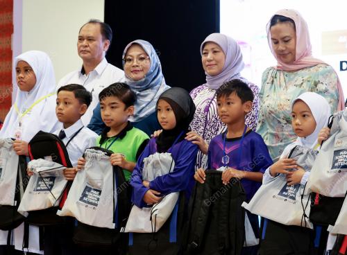 DATUK SERI NANCY SHUKRI