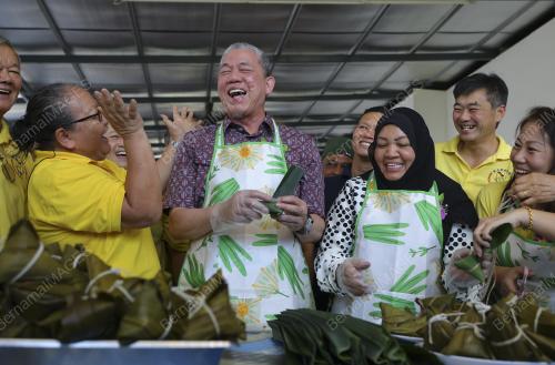 DATUK SERI FADILLAH YUSOF