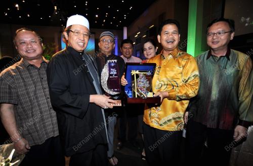 SK03_09072014_PIALA_STB