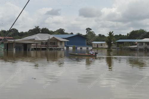 SK03_11022018_BANJIR