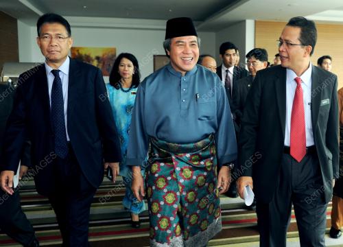 SK03_11092013_MATRADE