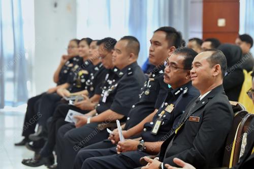 SK03_11102018_AWAM_POLIS_BN201810100484