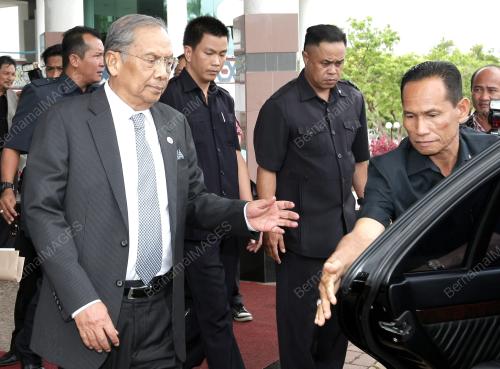 SK03_12032014_ADENAN