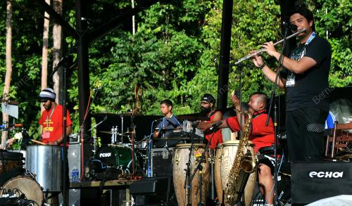 SK03_12072012_RWMF