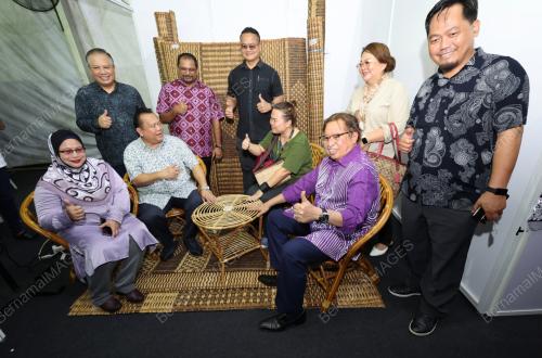 TAN SRI ABANG JOHARI TUN OPENG