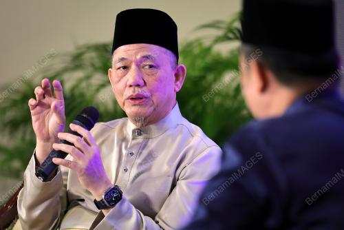 DATUK SERI FADILLAH YUSOF