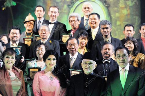 TAN SRI ABDUL TAIB MAHMUD