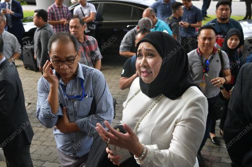 DATUK AMAR DOUGLAS UGGAH EMBAS