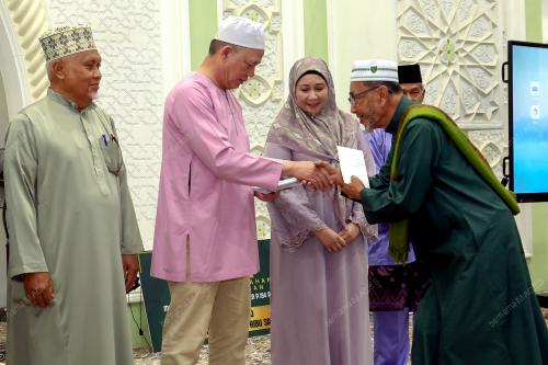 DATUK SERI FADILLAH YUSOF