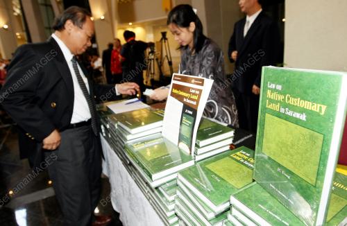 BUKU LAW NCR SARAWAK