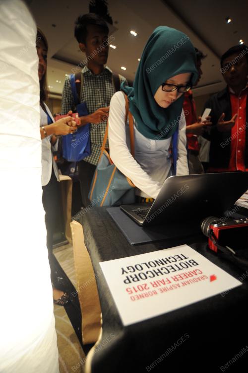SK03_14032015_GRADUAN_KERJA