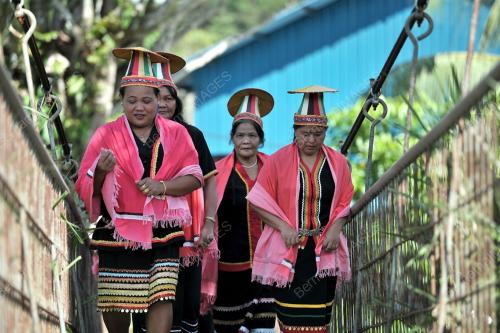SK03_14042013_KAMPUNG_TEBEDU
