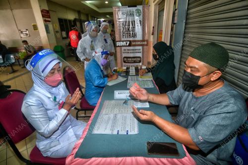 BAYAR ZAKAT FITRAH