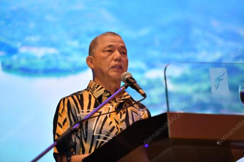 DATUK SERI FADILLAH YUSOF