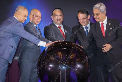 DATUK SERI ALEXANDER NANTA LINGGI