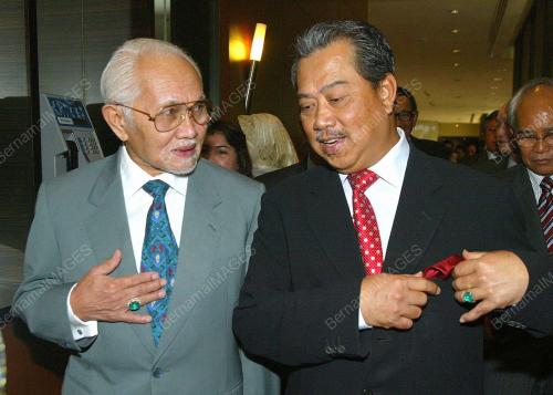 MUHYIDDIN MOHD YASSIN