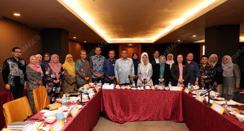 DATUK SERI SAIFUDDIN NASUTION ISMAIL