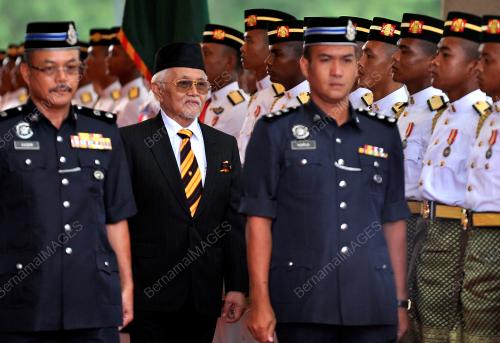 SK03_17102002_TYT_HARI_PAHLAWAN