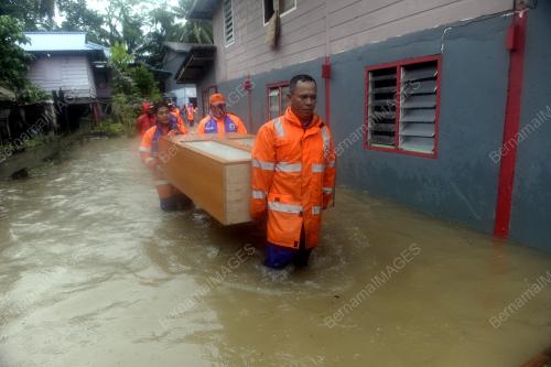 SK03_18012015_BANJIR
