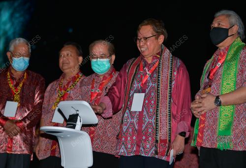 TAN SRI ABANG JOHARI TUN OPENG