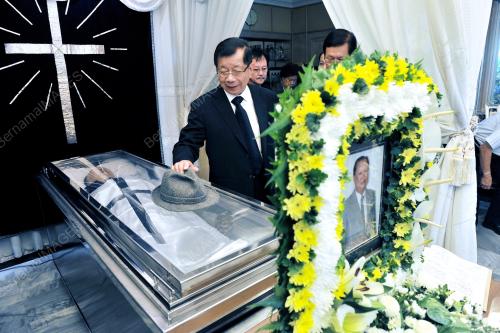 TAN SRI GEORGE CHAN HONG NAM