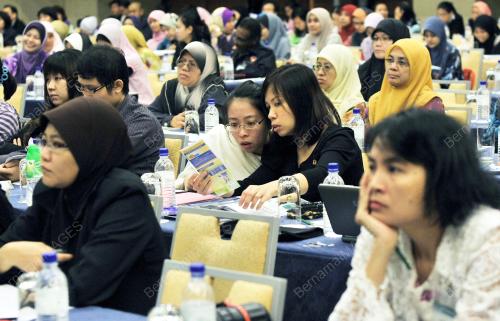 DATUK ROSNAH SHIRLIN ABDUL RASHID SHIRLIN