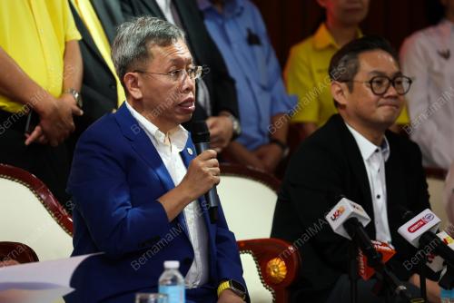 DATUK AMAR DR SIM KUI HIAN