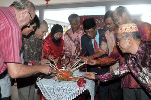 SK03_22022014_PUSAT_ISLAM