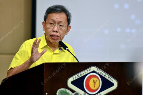 DATUK AMAR DR SIM KUI HIAN